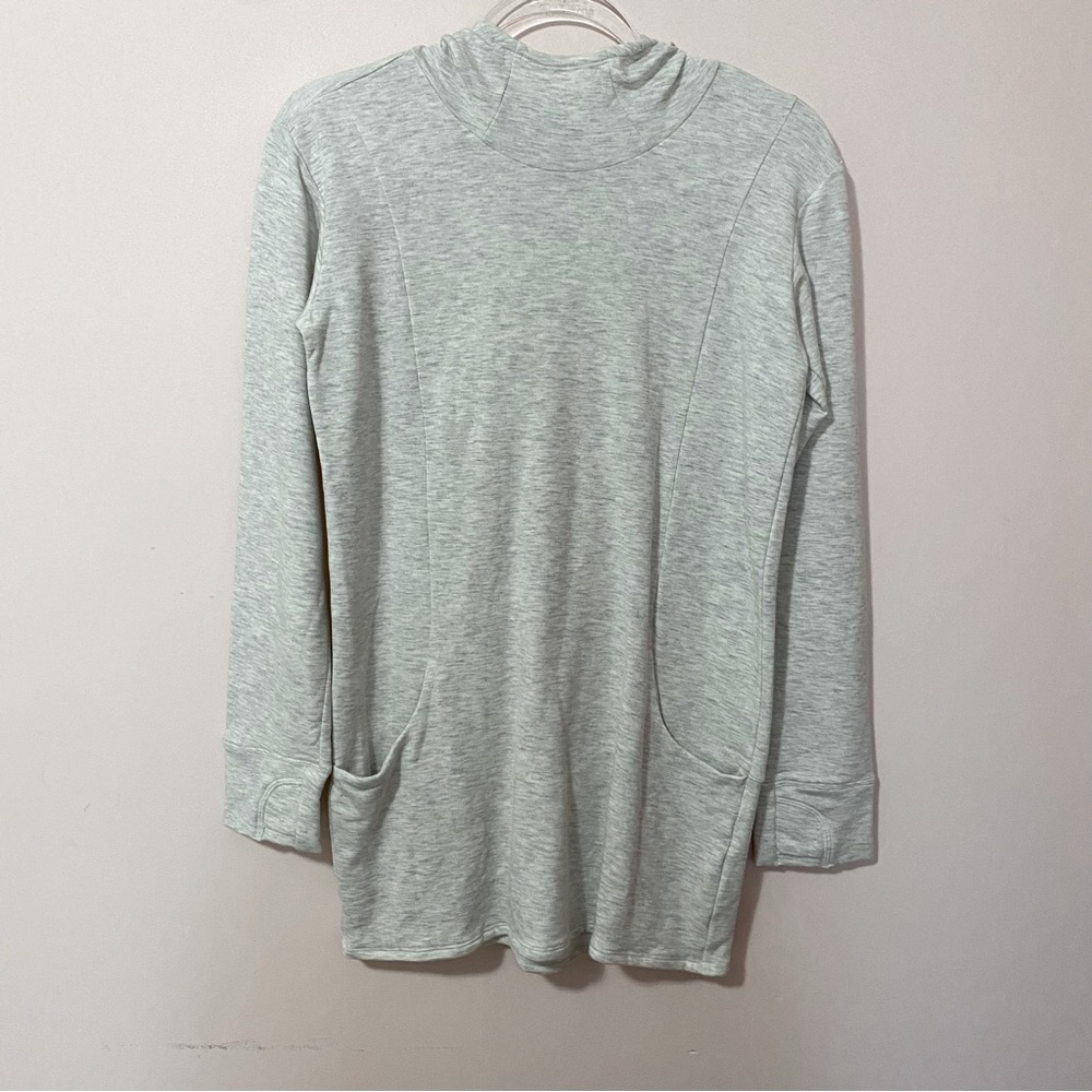 Athleta Girls long sleeve pullover/hoodie size XL-14